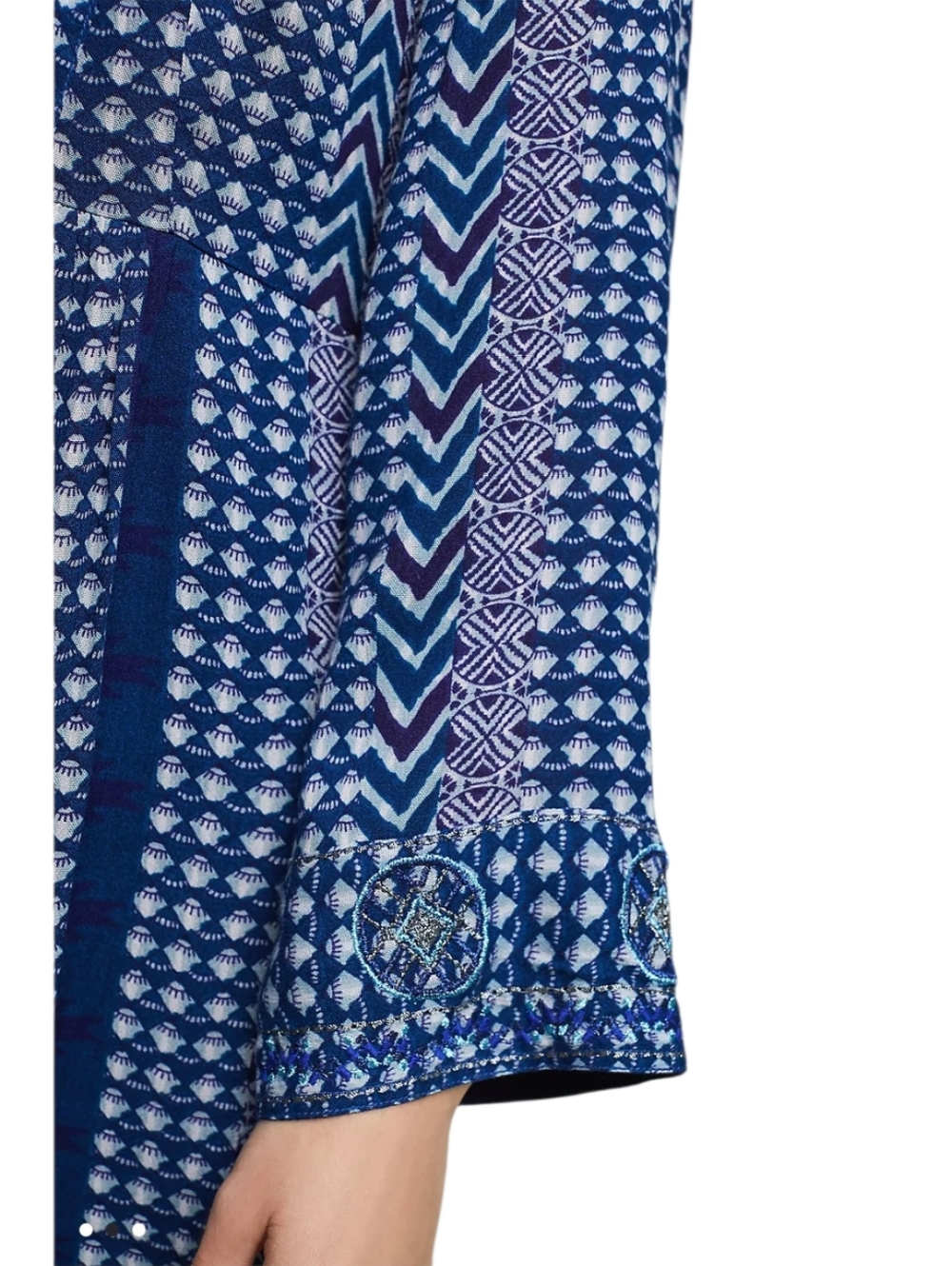 Anthropologie Akemi + Kim Blue Printed V-Neck Long Sleeve Batik Dress, Large - Picture 9 of 11